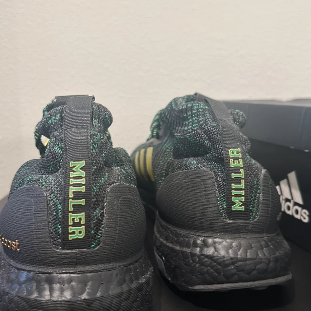 Adidas Ultraboost DNA x Von Miller Men's Mid Shoes - Picture 10 of 15